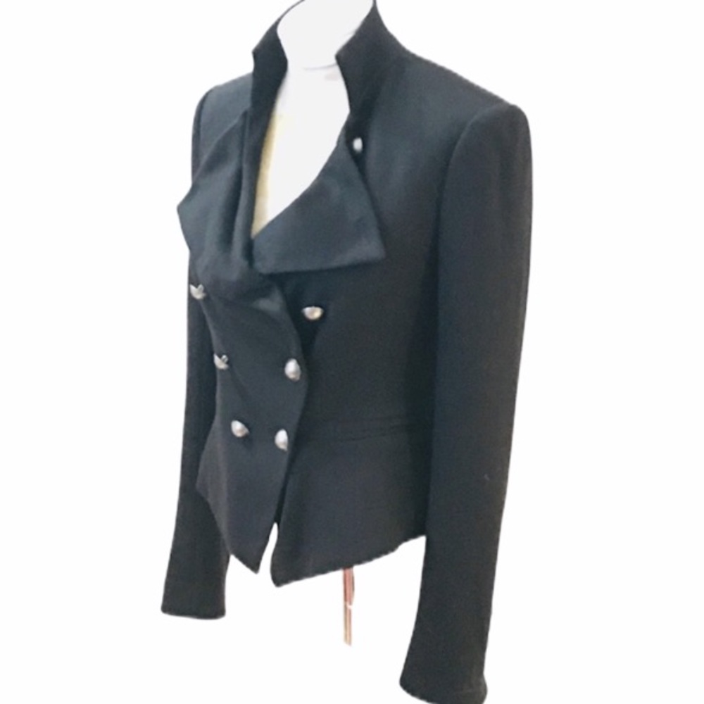 🍃Ann Taylor | Black Button Front Blazer